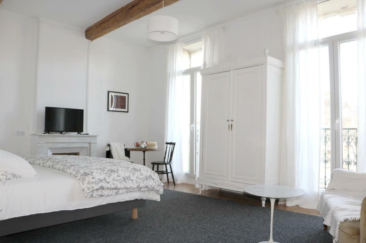 Aumes Sweet Home Chambre D'Hotes Bagian luar foto