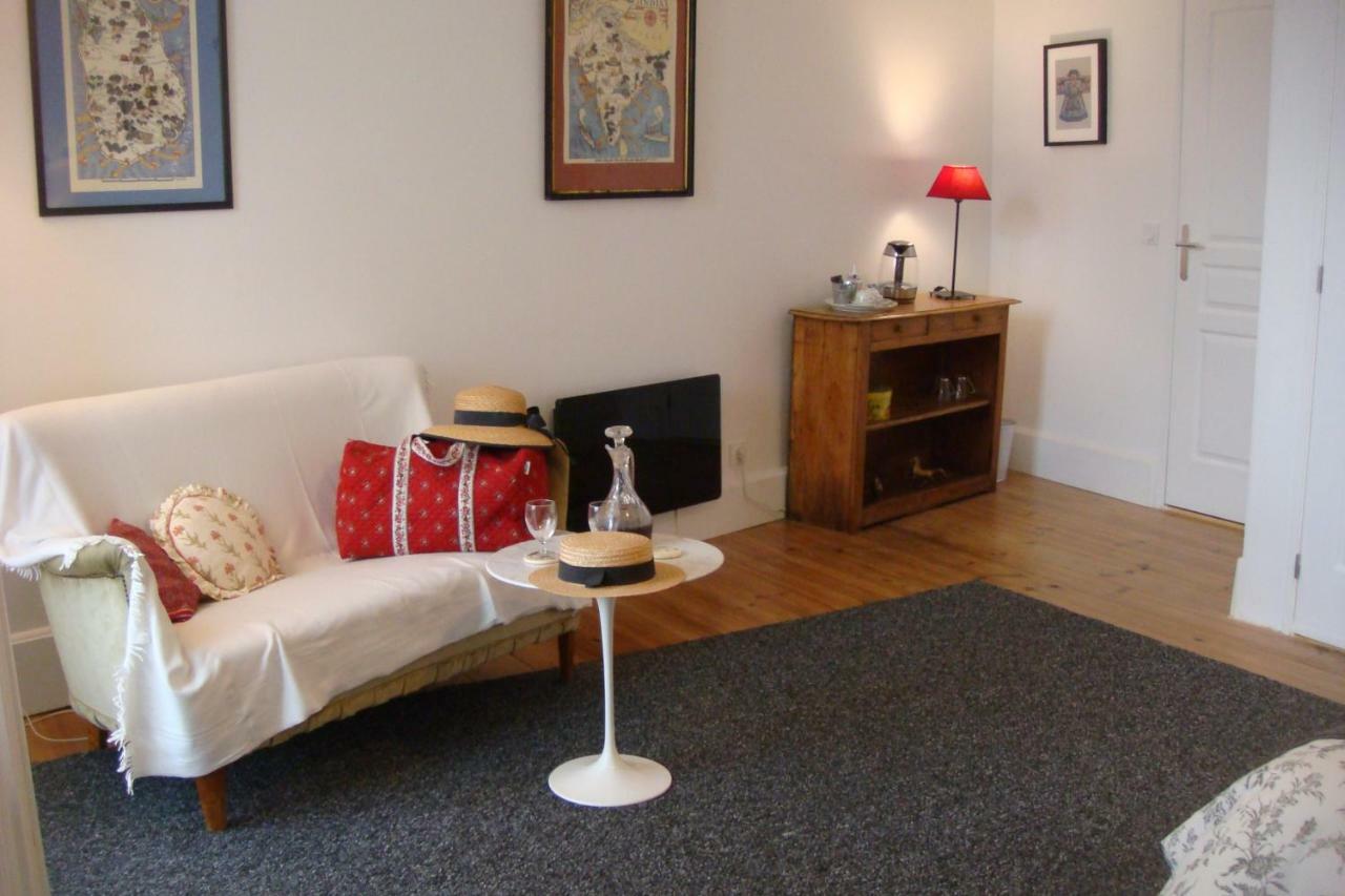 Aumes Sweet Home Chambre D'Hotes Bagian luar foto